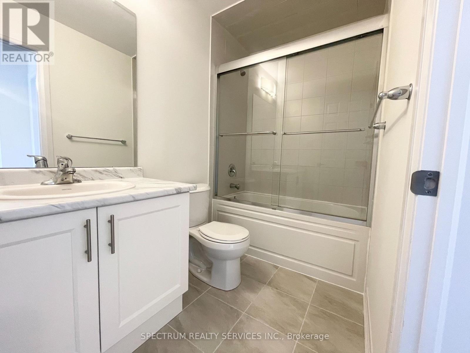 5 Hine Road, Brantford, Ontario  N3T 0W4 - Photo 18 - X12473440