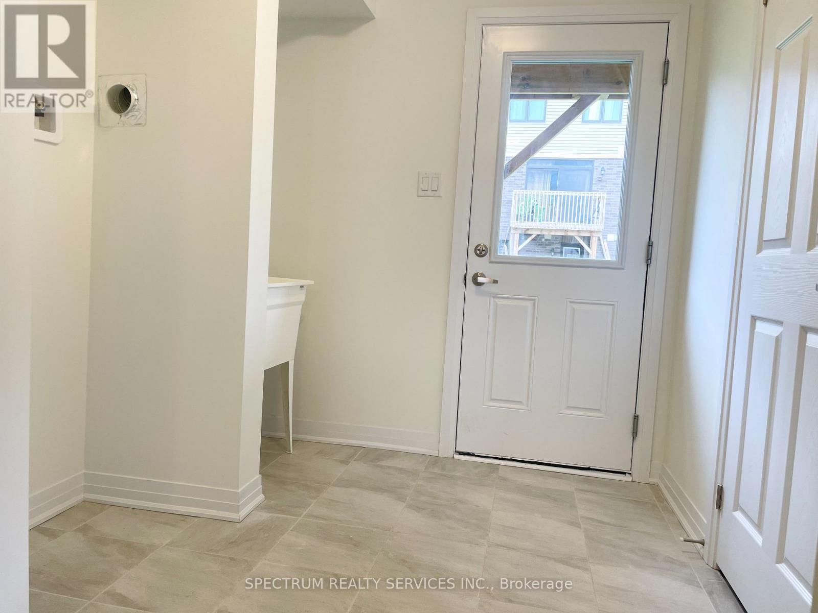 5 Hine Road, Brantford, Ontario  N3T 0W4 - Photo 19 - X12473440