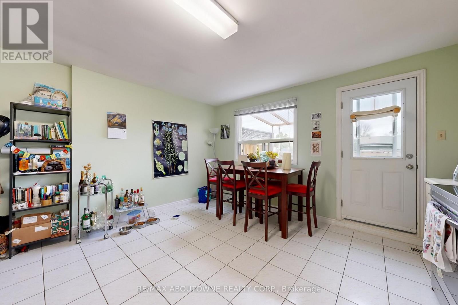 515 Ossington Avenue, Toronto, Ontario  M6G 3T3 - Photo 23 - C12473504