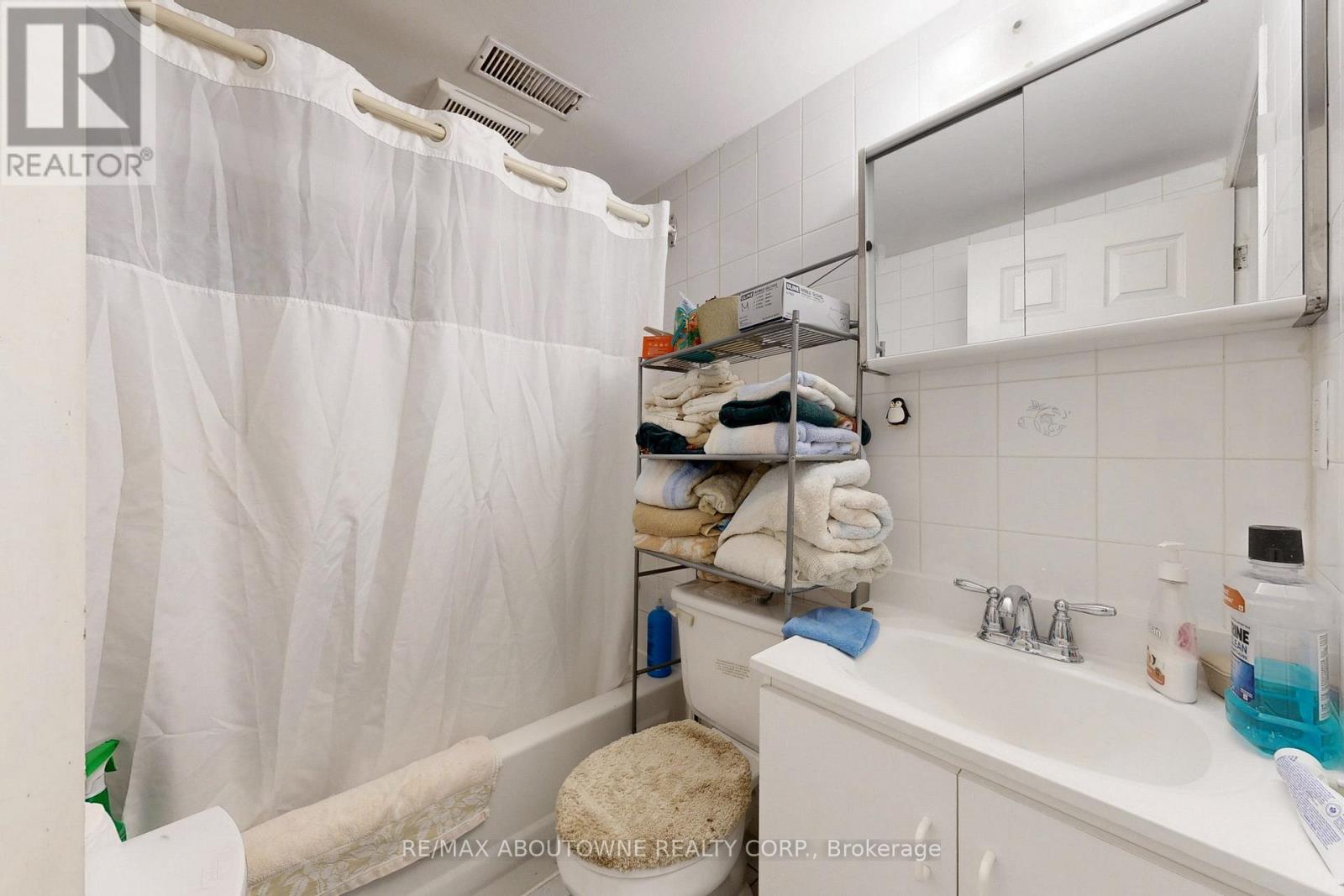 515 Ossington Avenue, Toronto, Ontario  M6G 3T3 - Photo 45 - C12473504