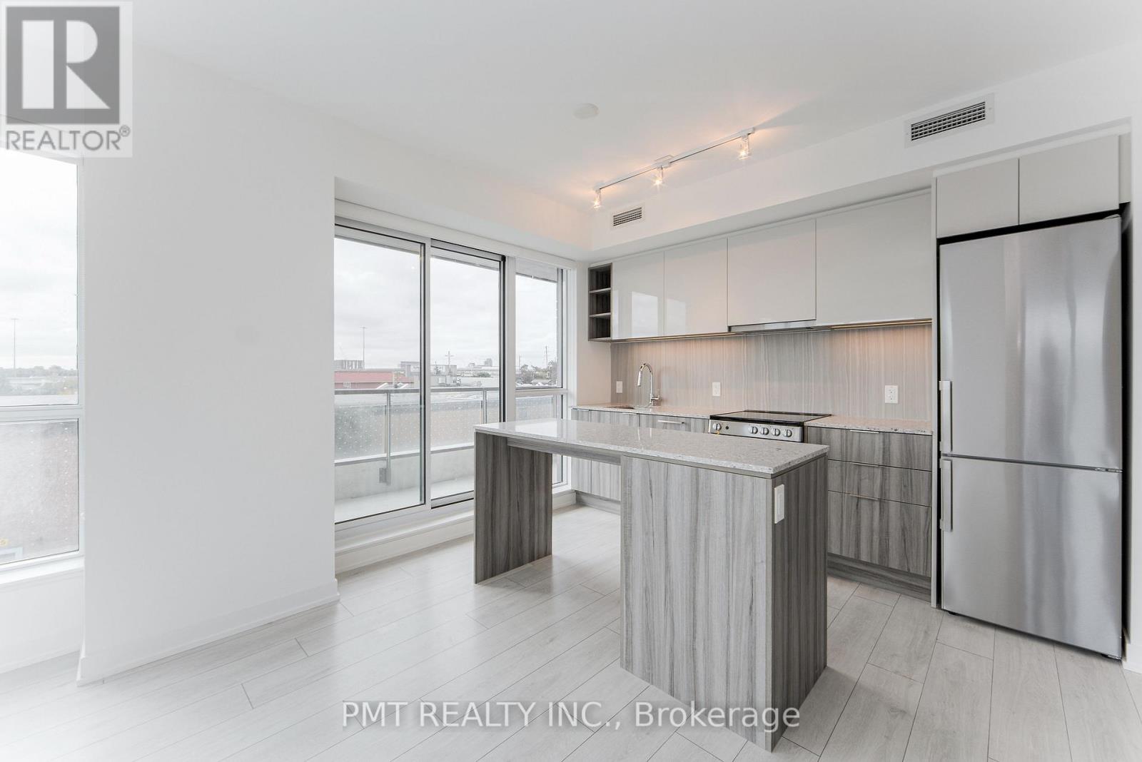 301 - 31 Tippett Road, Toronto, Ontario  M3H 0C8 - Photo 12 - C12473510