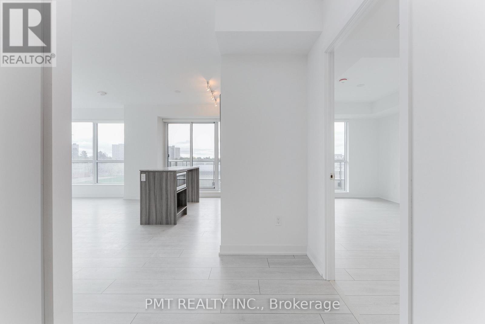 301 - 31 Tippett Road, Toronto, Ontario  M3H 0C8 - Photo 20 - C12473510