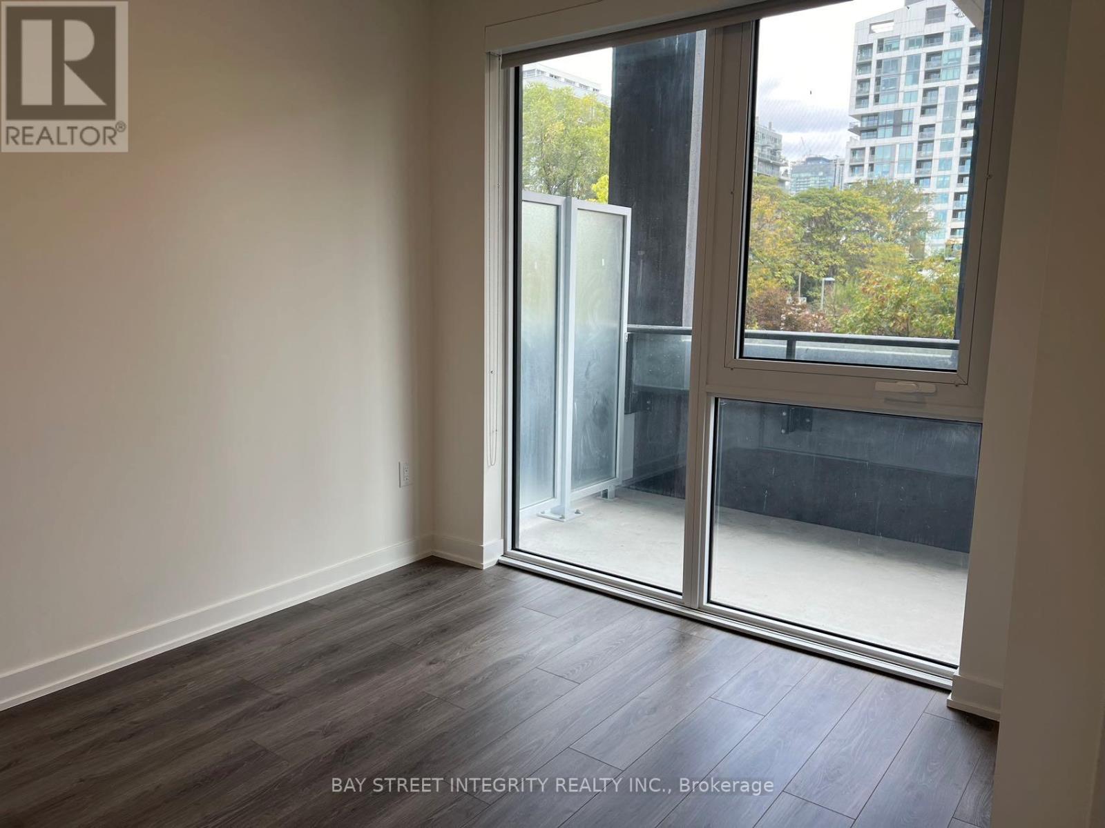 211 - 9 Tecumseth Street, Toronto, Ontario  M5V 3G4 - Photo 10 - C12473514