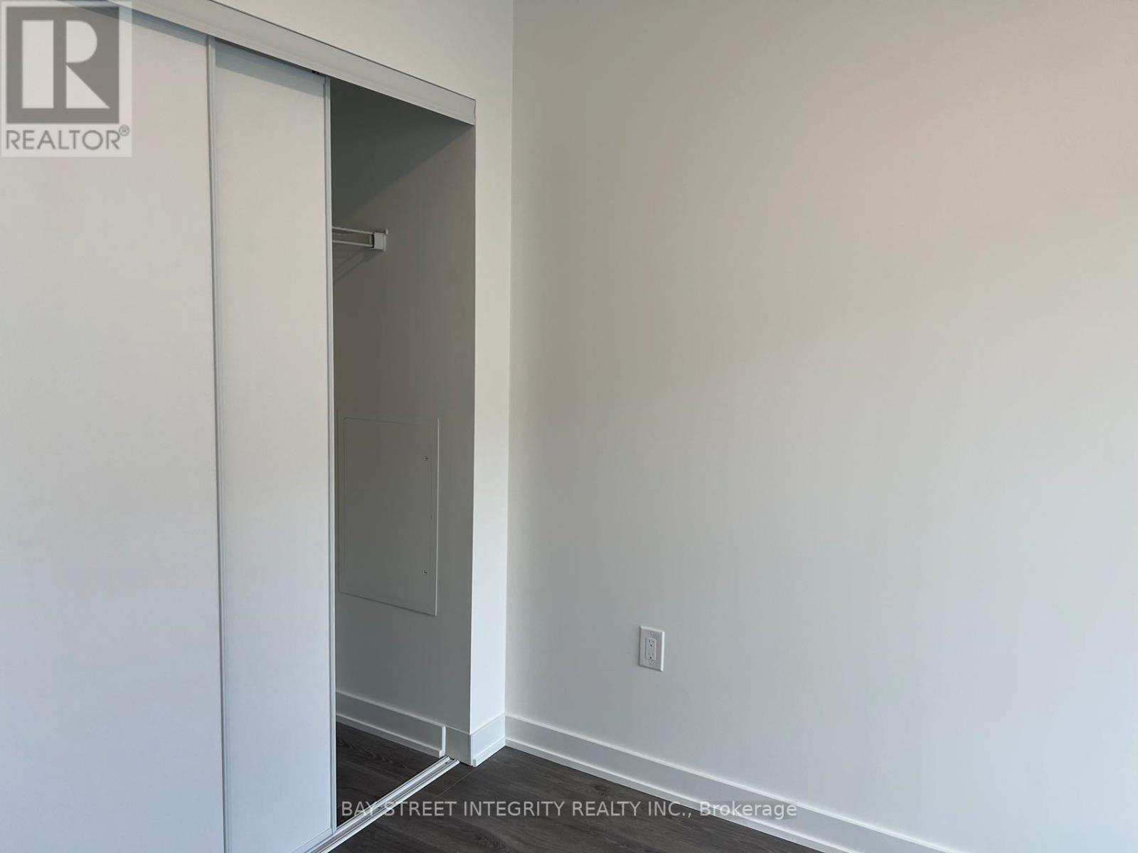 211 - 9 Tecumseth Street, Toronto, Ontario  M5V 3G4 - Photo 11 - C12473514