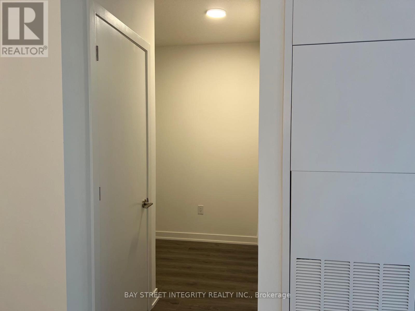 211 - 9 Tecumseth Street, Toronto, Ontario  M5V 3G4 - Photo 13 - C12473514