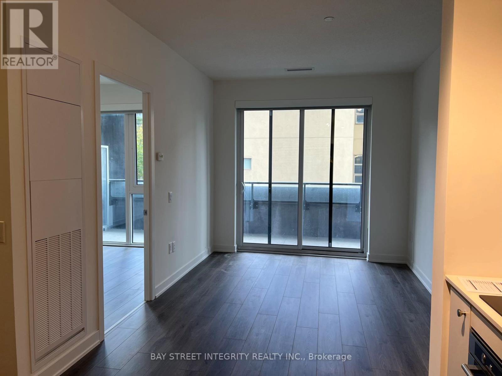 211 - 9 Tecumseth Street, Toronto, Ontario  M5V 3G4 - Photo 6 - C12473514