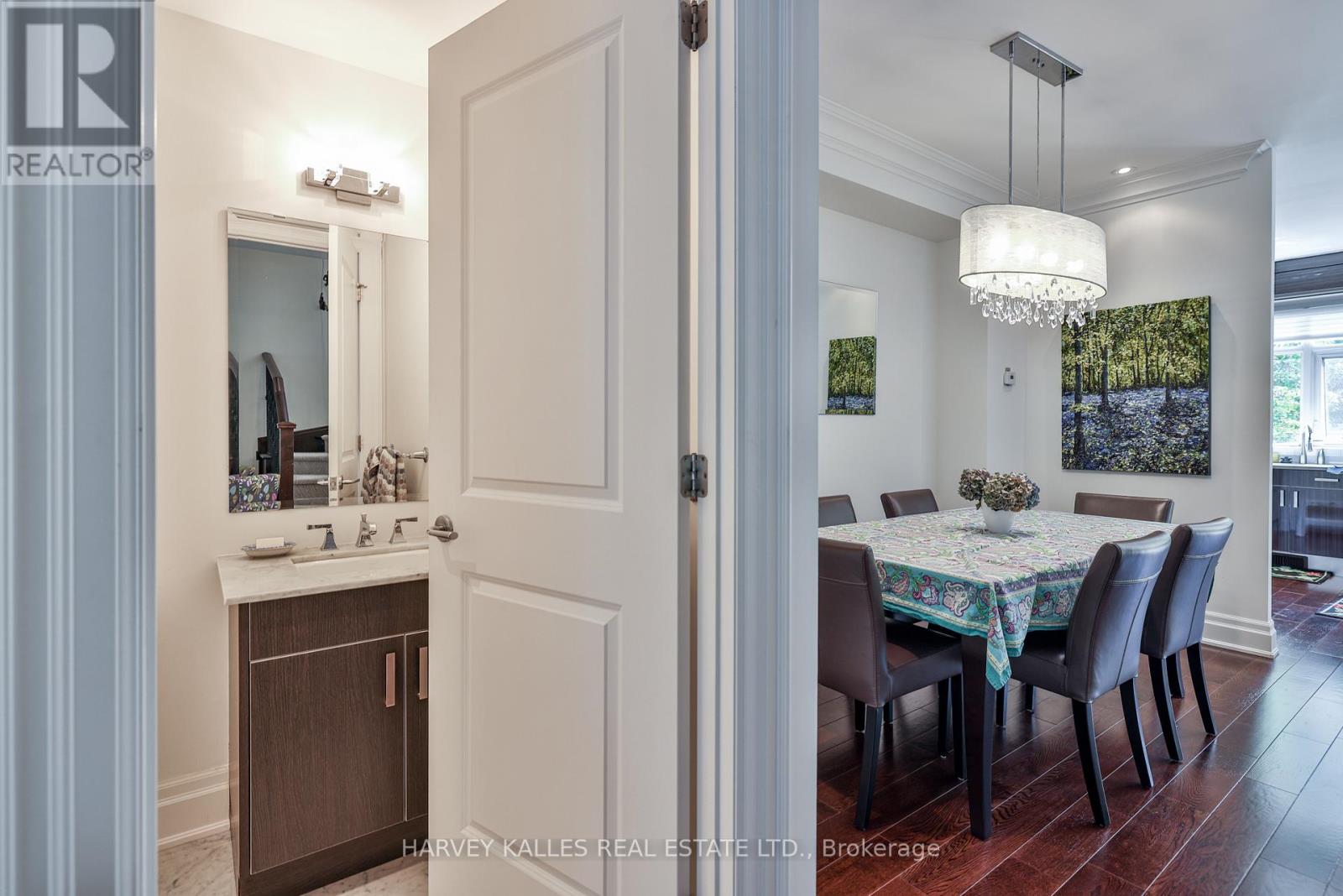 417 St Germain Avenue, Toronto, Ontario  M5M 1T7 - Photo 12 - C12473557