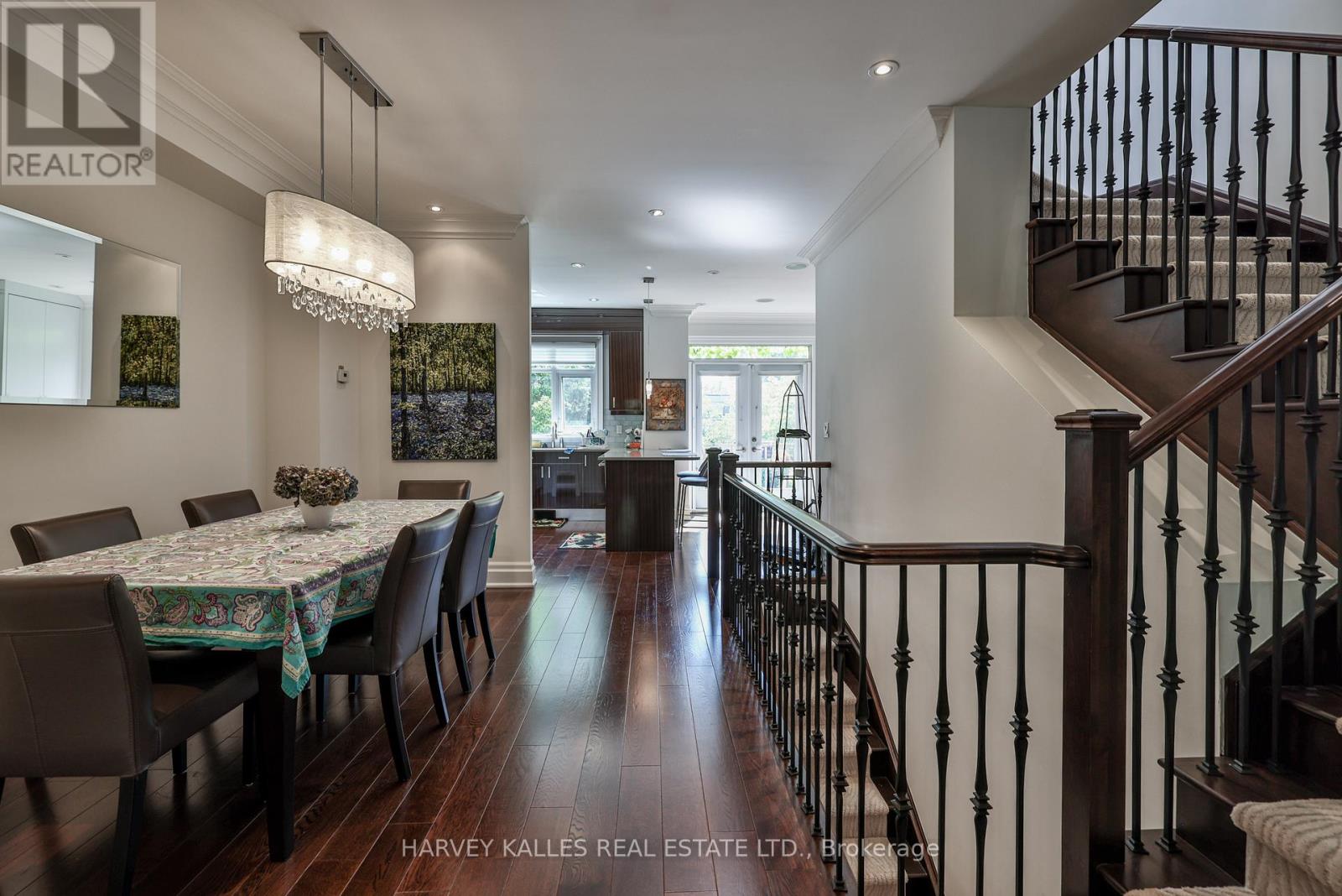 417 St Germain Avenue, Toronto, Ontario  M5M 1T7 - Photo 14 - C12473557