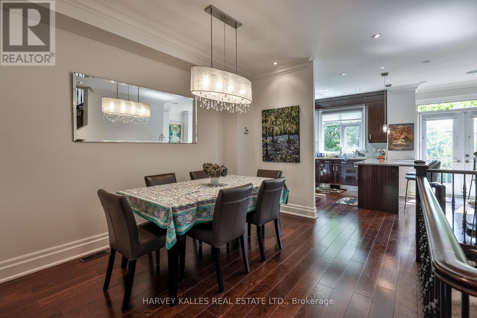 417 St Germain Avenue, Toronto, Ontario  M5M 1T7 - Photo 15 - C12473557