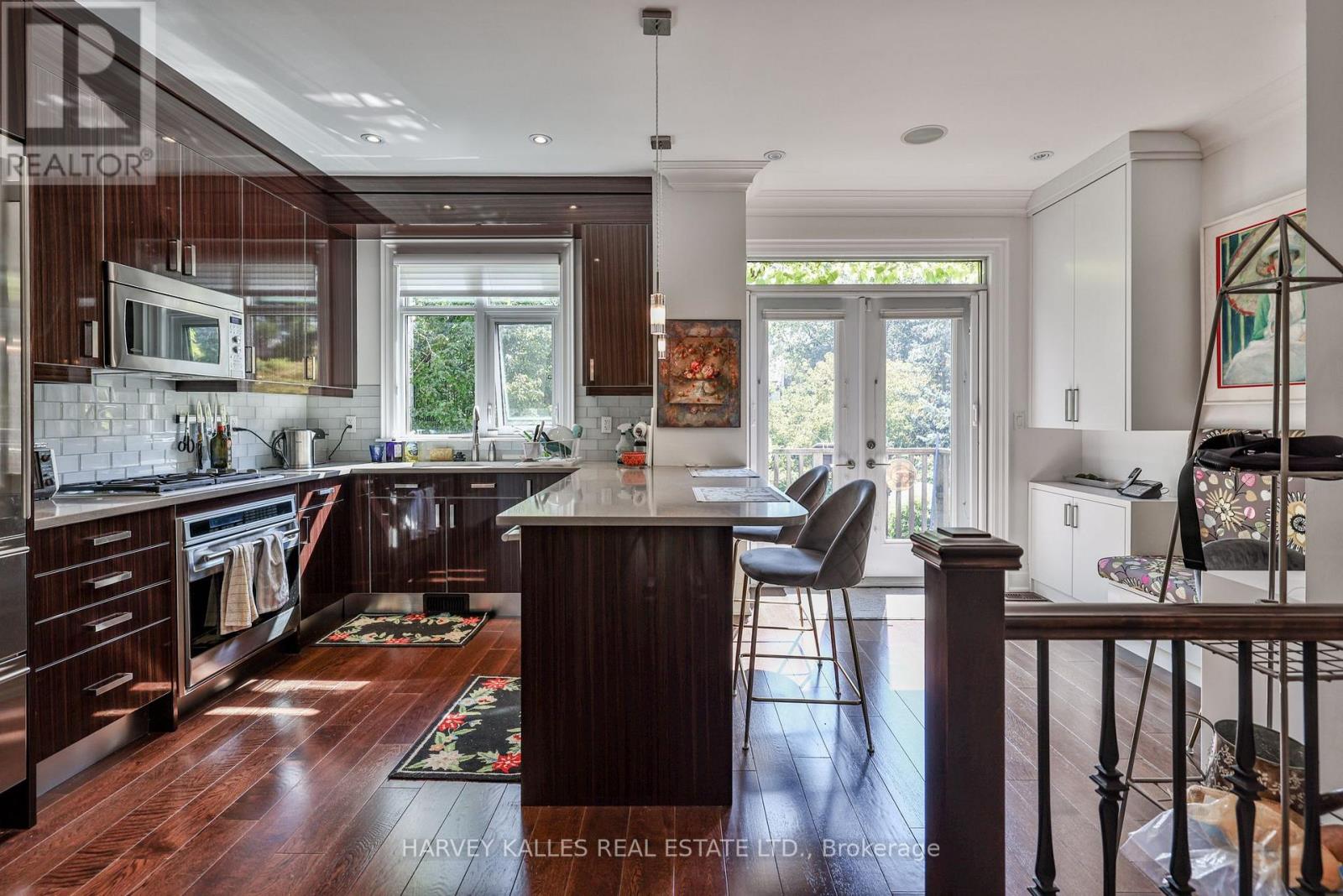 417 St Germain Avenue, Toronto, Ontario  M5M 1T7 - Photo 18 - C12473557
