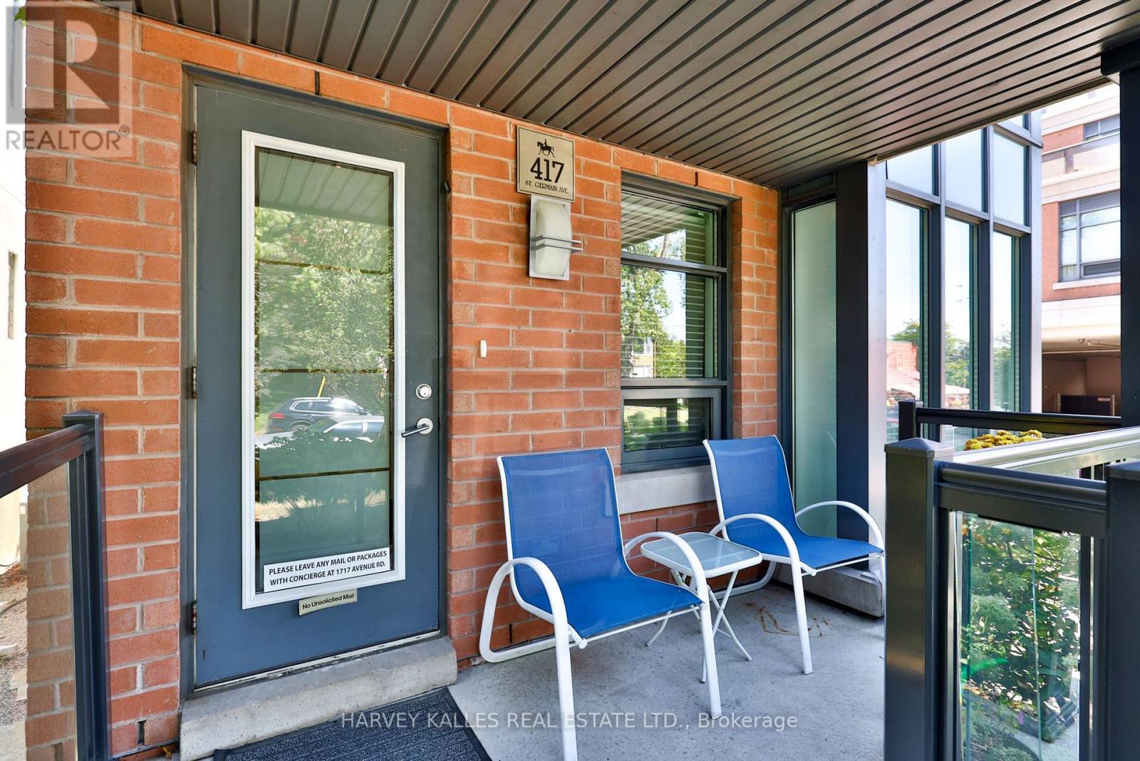 417 St Germain Avenue, Toronto, Ontario  M5M 1T7 - Photo 2 - C12473557