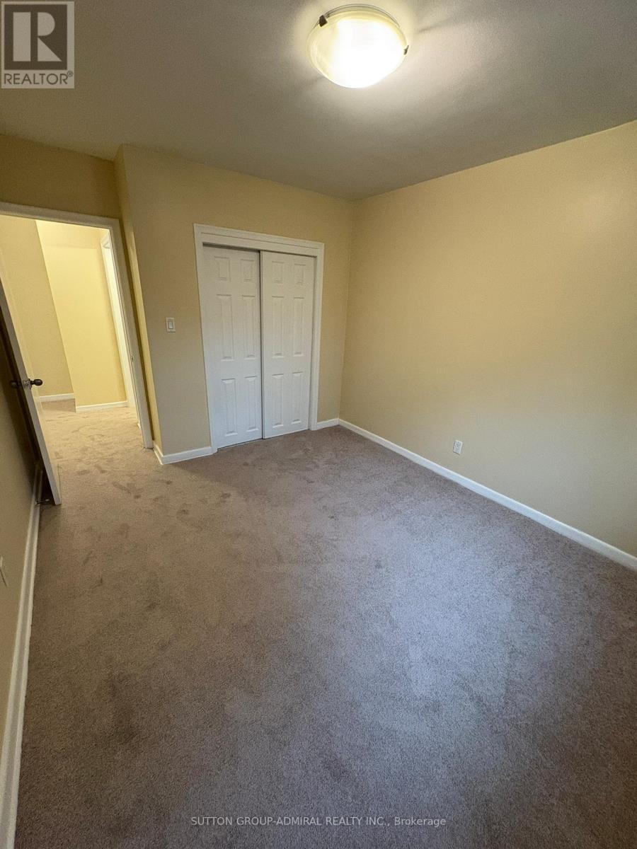 2 - 20 Meadowbrook Road, Toronto, Ontario  M6B 2S4 - Photo 15 - C12473572