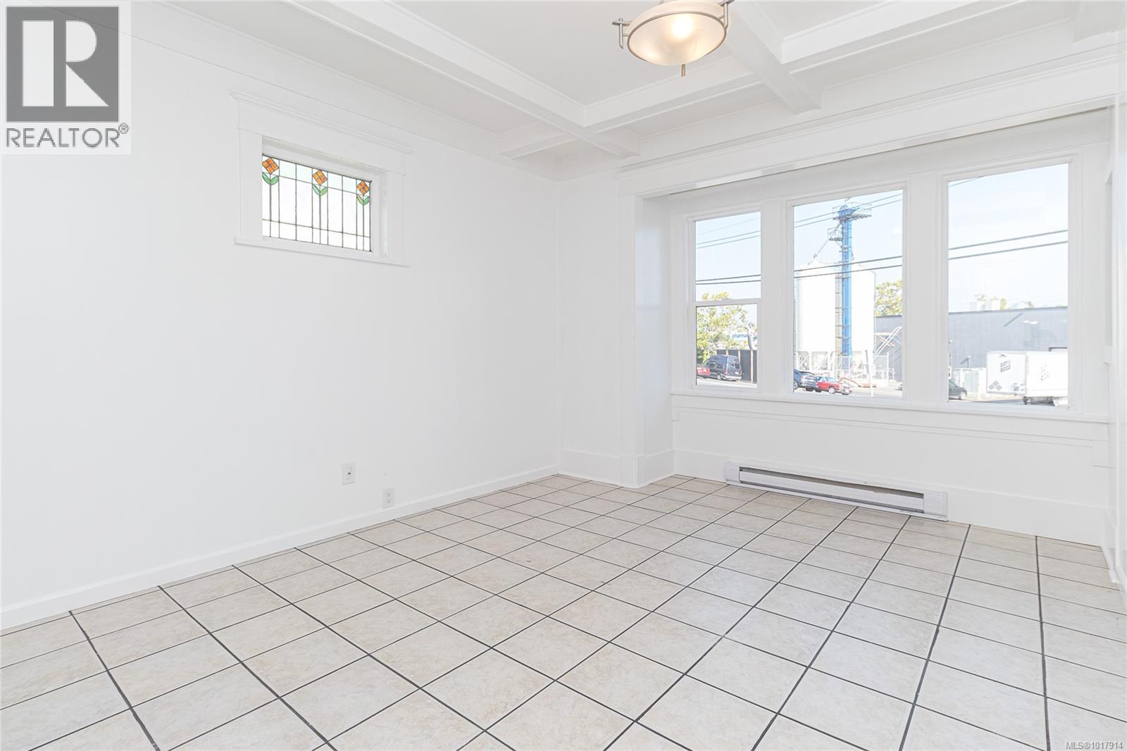 841 Viewfield Rd, Esquimalt, British Columbia  V9A 4V2 - Photo 13 - 1017914