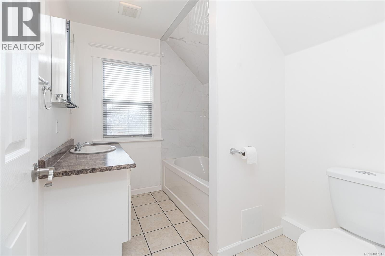 841 Viewfield Rd, Esquimalt, British Columbia  V9A 4V2 - Photo 23 - 1017914