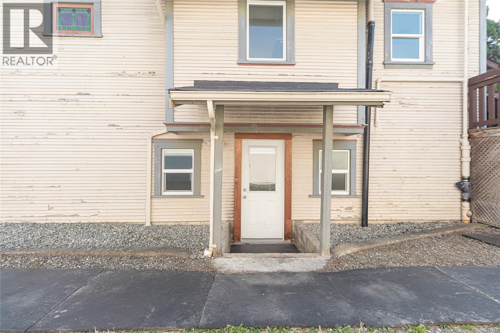 841 Viewfield Rd, Esquimalt, British Columbia  V9A 4V2 - Photo 25 - 1017914