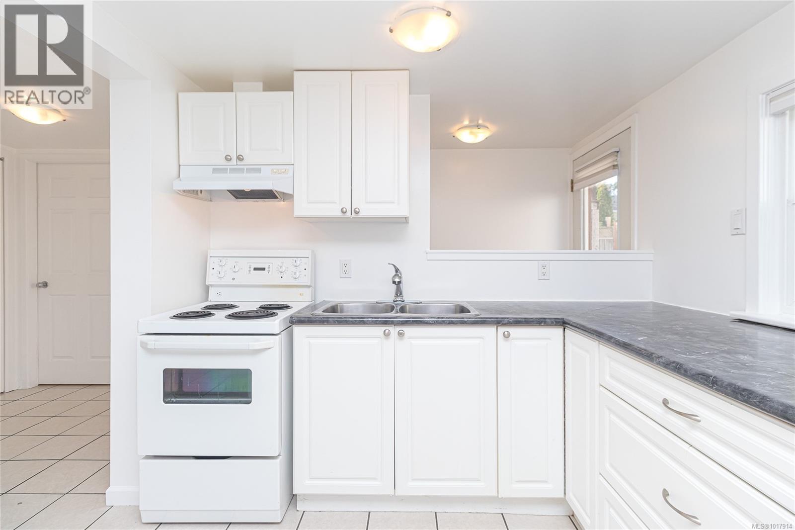 841 Viewfield Rd, Esquimalt, British Columbia  V9A 4V2 - Photo 29 - 1017914