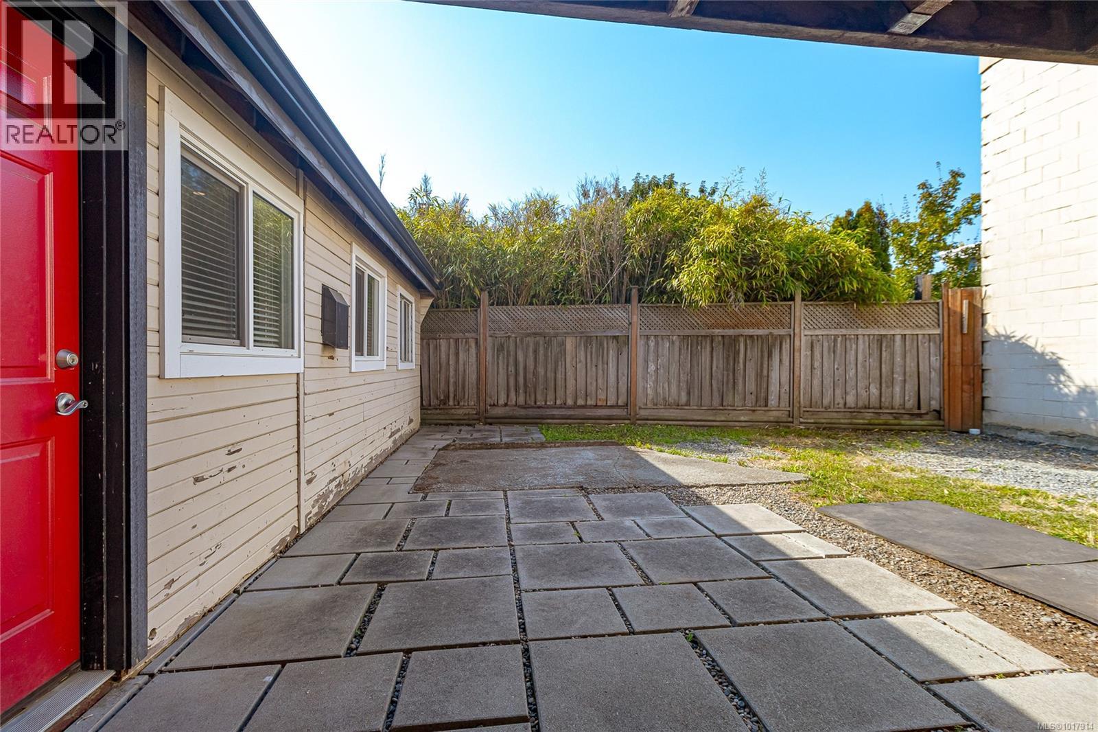 841 Viewfield Rd, Esquimalt, British Columbia  V9A 4V2 - Photo 39 - 1017914