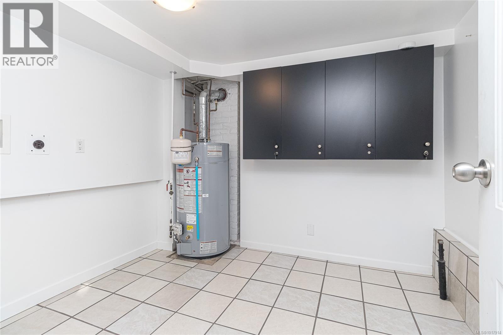 841 Viewfield Rd, Esquimalt, British Columbia  V9A 4V2 - Photo 40 - 1017914