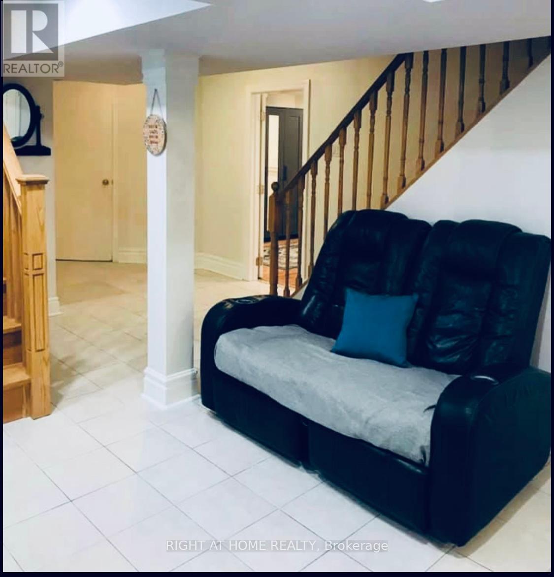 Room#b - 289 Laurentian Avenue, Mississauga, Ontario  L4Z 2S2 - Photo 6 - W12387165