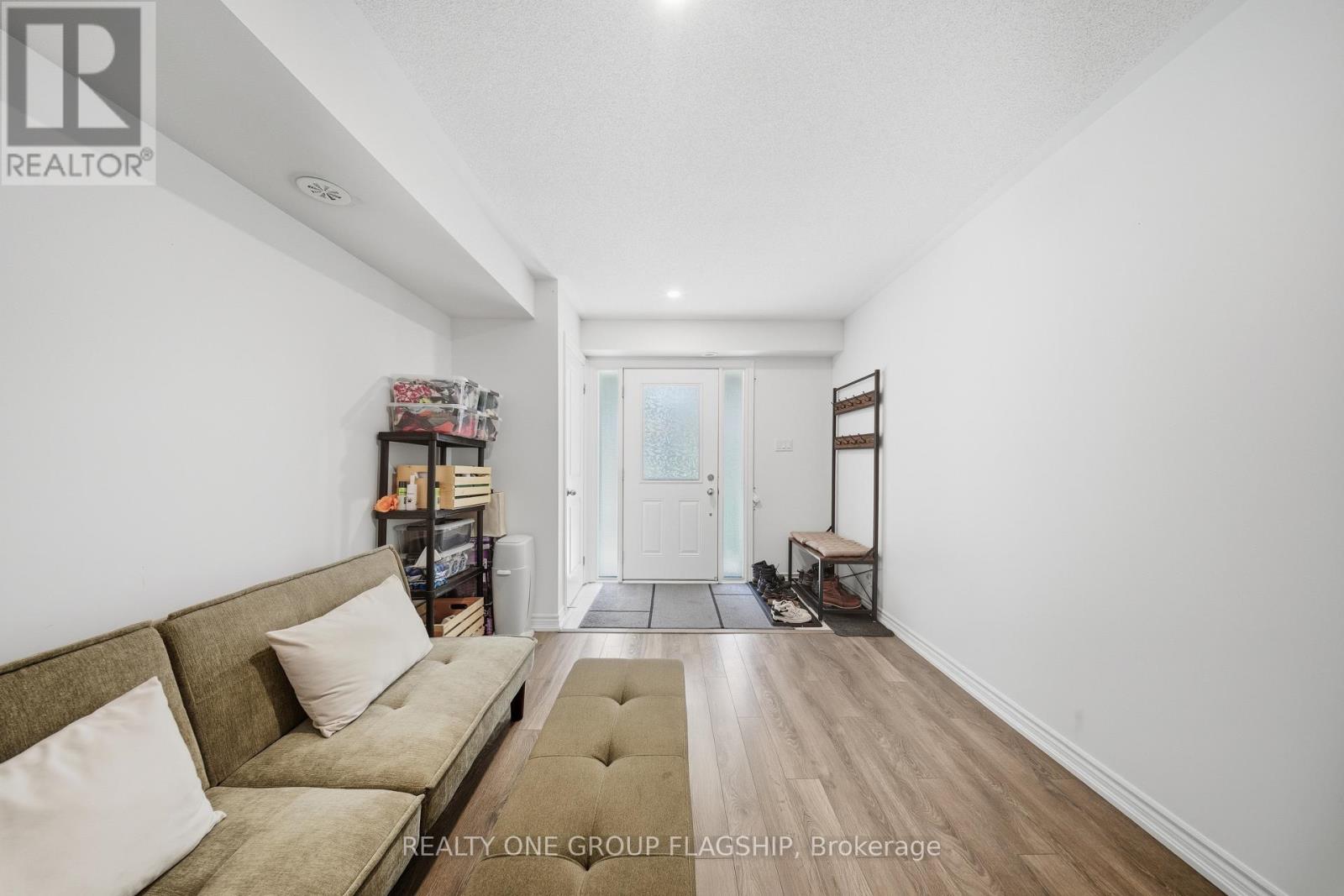 2613 Garrison Crossing, Pickering, Ontario  L1X 0E5 - Photo 9 - E12473507