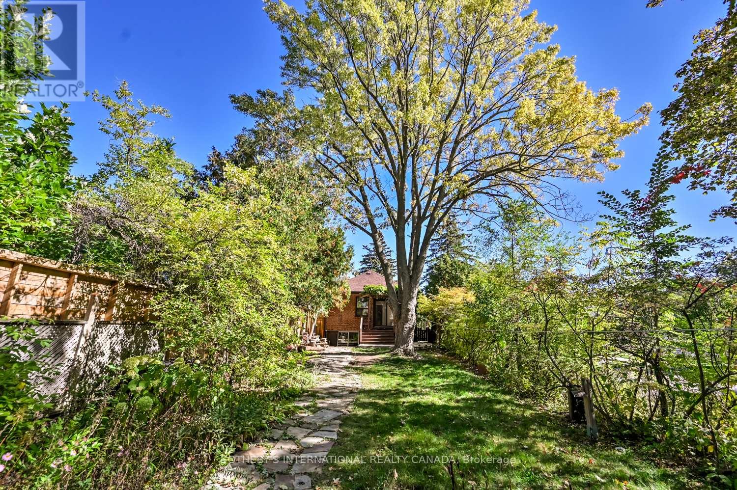 2 Wingate Place, Toronto, Ontario  M5N 2R1 - Photo 36 - C12473271