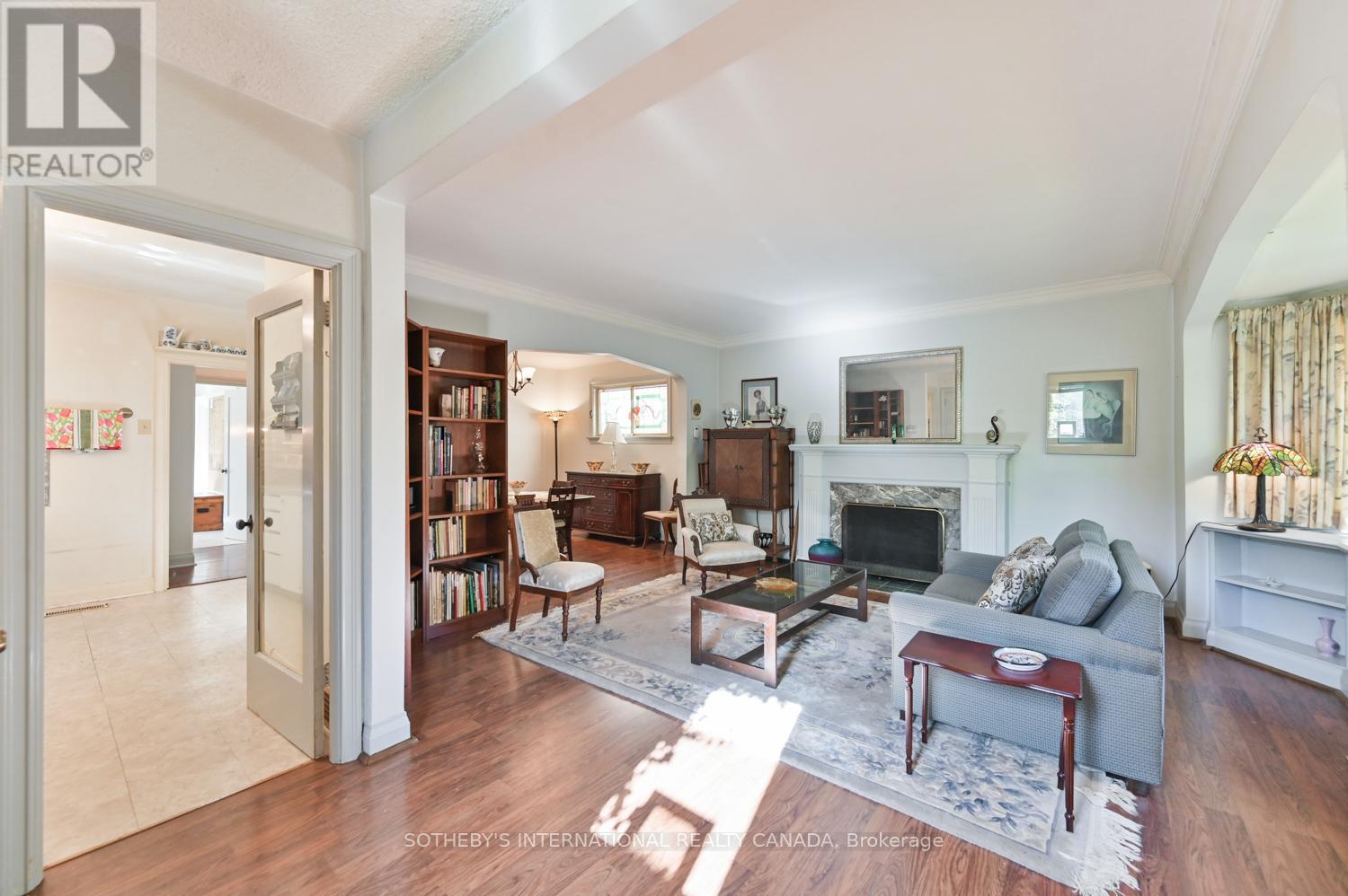 2 Wingate Place, Toronto, Ontario  M5N 2R1 - Photo 6 - C12473271