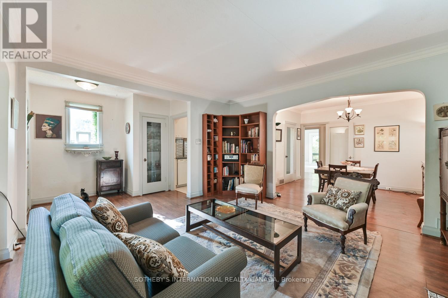 2 Wingate Place, Toronto, Ontario  M5N 2R1 - Photo 9 - C12473271