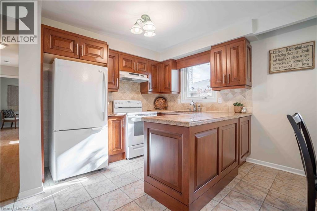2559 Kingsberry Crescent, Mississauga, Ontario  L5B 2K7 - Photo 10 - 40780916