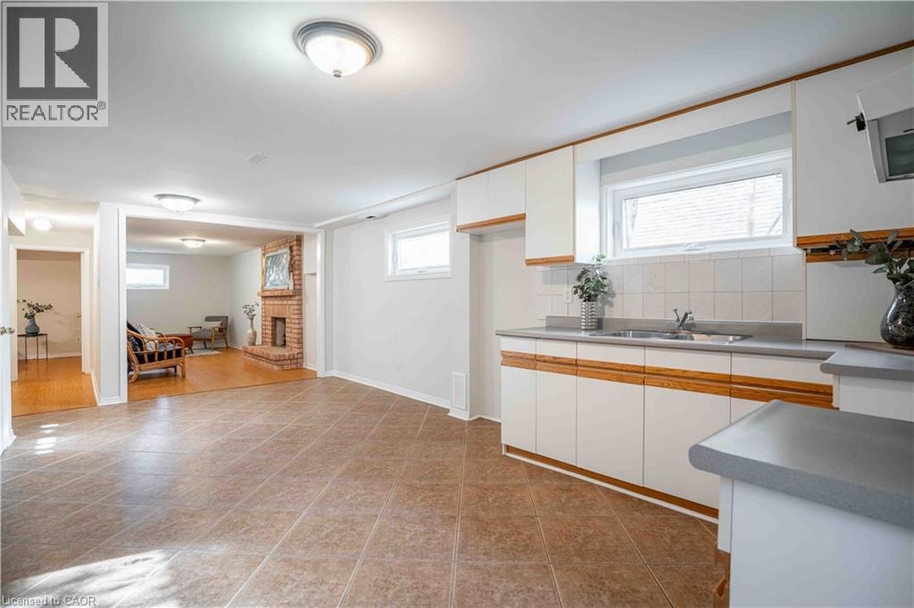2559 Kingsberry Crescent, Mississauga, Ontario  L5B 2K7 - Photo 28 - 40780916