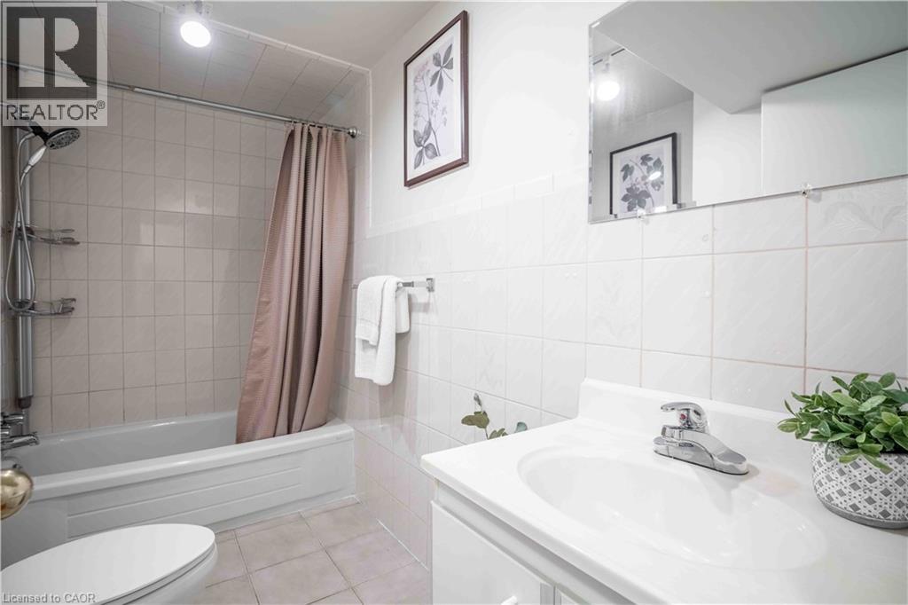 2559 Kingsberry Crescent, Mississauga, Ontario  L5B 2K7 - Photo 39 - 40780916