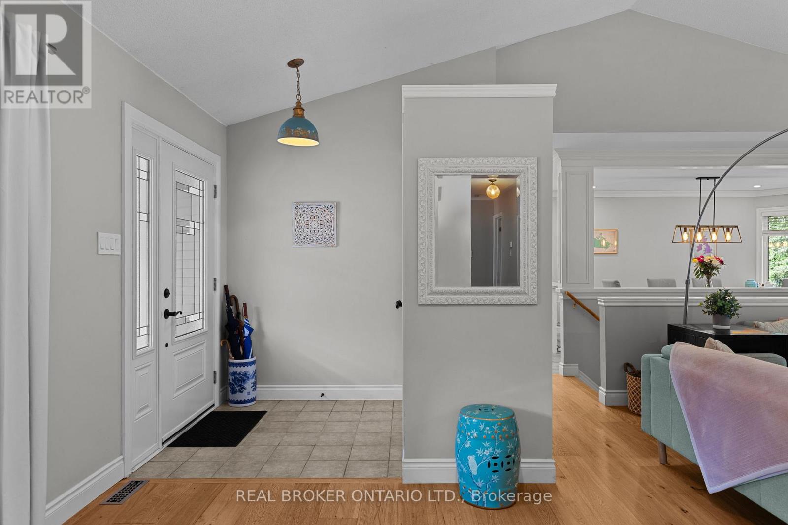 29 Nordic Trail, Oro-Medonte, Ontario  L0L 2L0 - Photo 4 - S12376562