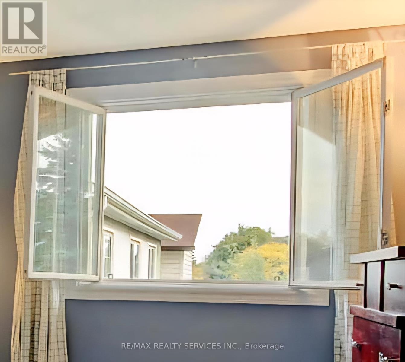 7 Hamlet Court, Brampton, Ontario  L6S 1X5 - Photo 28 - W12473186
