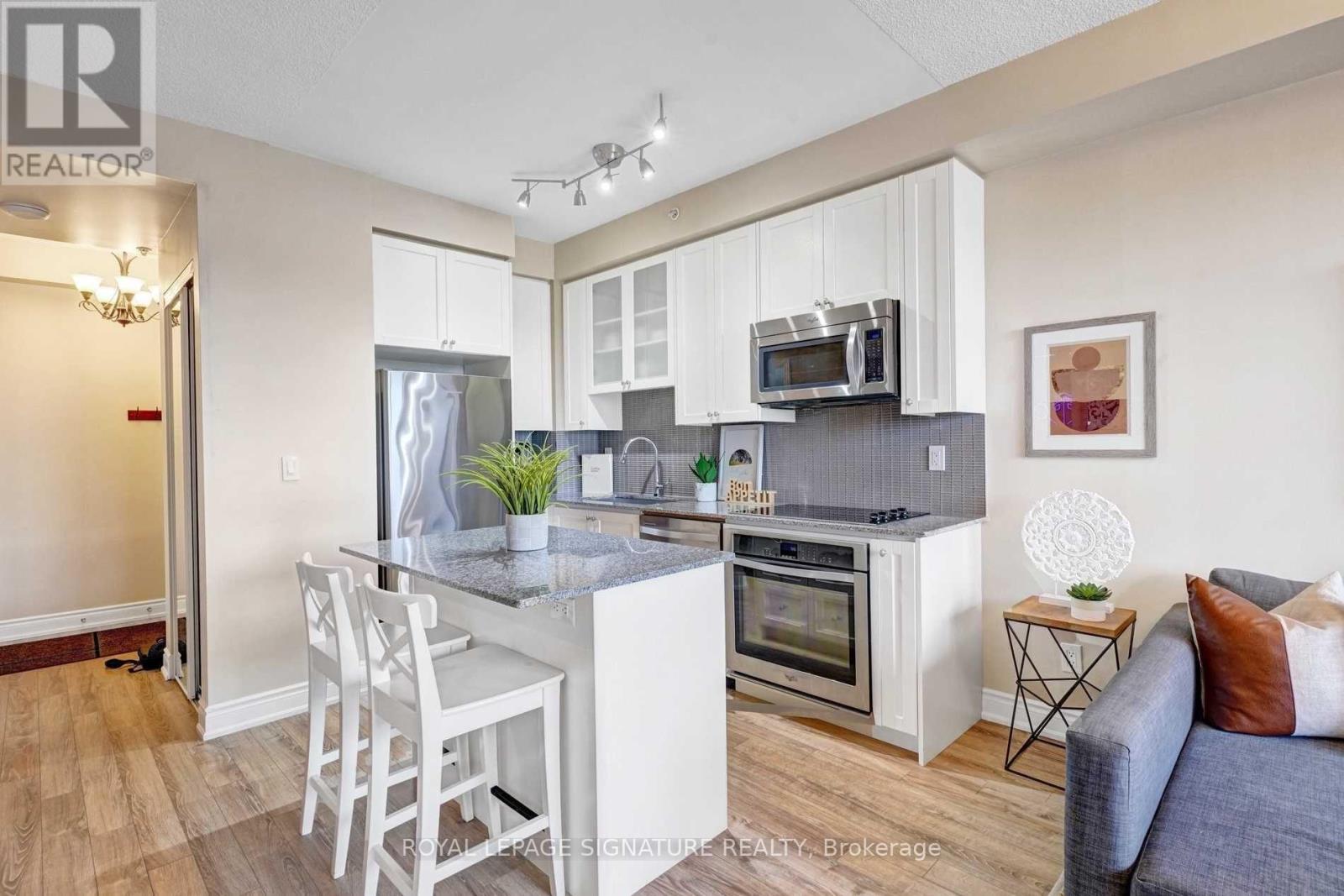 306a - 9088 Yonge Street, Richmond Hill, Ontario  L4C 0Y6 - Photo 12 - N12473474