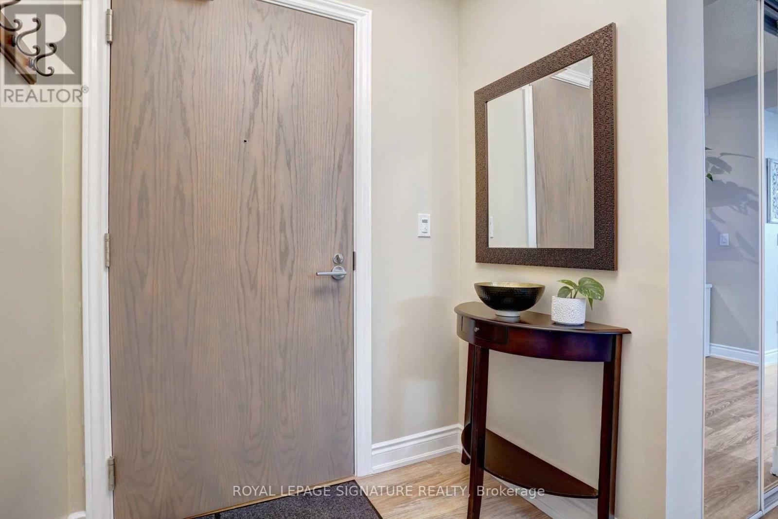 306a - 9088 Yonge Street, Richmond Hill, Ontario  L4C 0Y6 - Photo 3 - N12473474