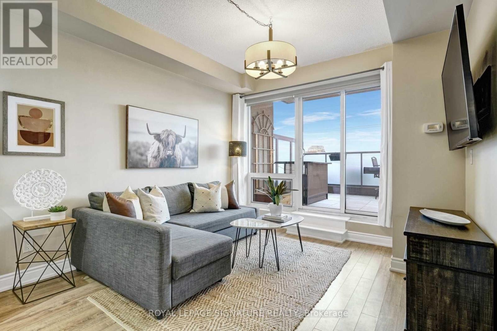 306a - 9088 Yonge Street, Richmond Hill, Ontario  L4C 0Y6 - Photo 7 - N12473474