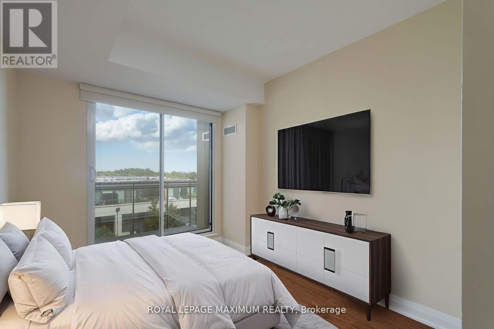 312 - 12 Woodstream Boulevard, Vaughan, Ontario  L4L 8C4 - Photo 17 - N12473526