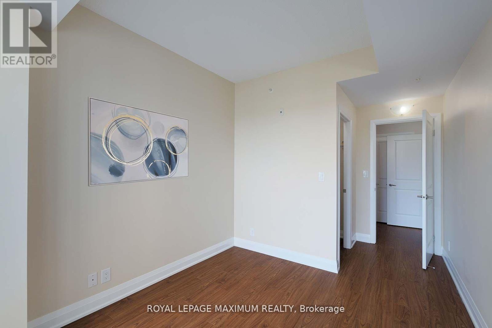 312 - 12 Woodstream Boulevard, Vaughan, Ontario  L4L 8C4 - Photo 18 - N12473526