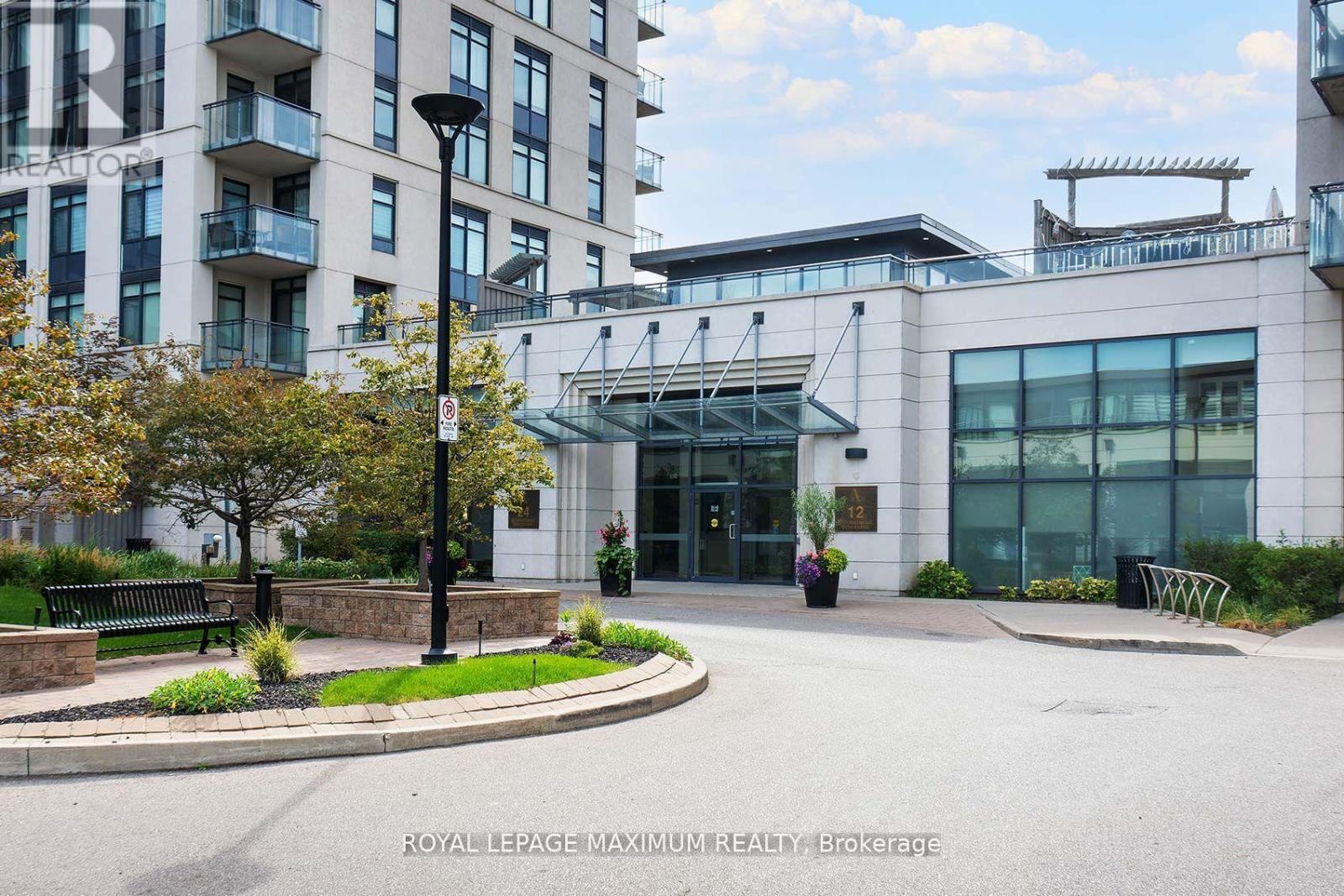 312 - 12 Woodstream Boulevard, Vaughan, Ontario  L4L 8C4 - Photo 2 - N12473526