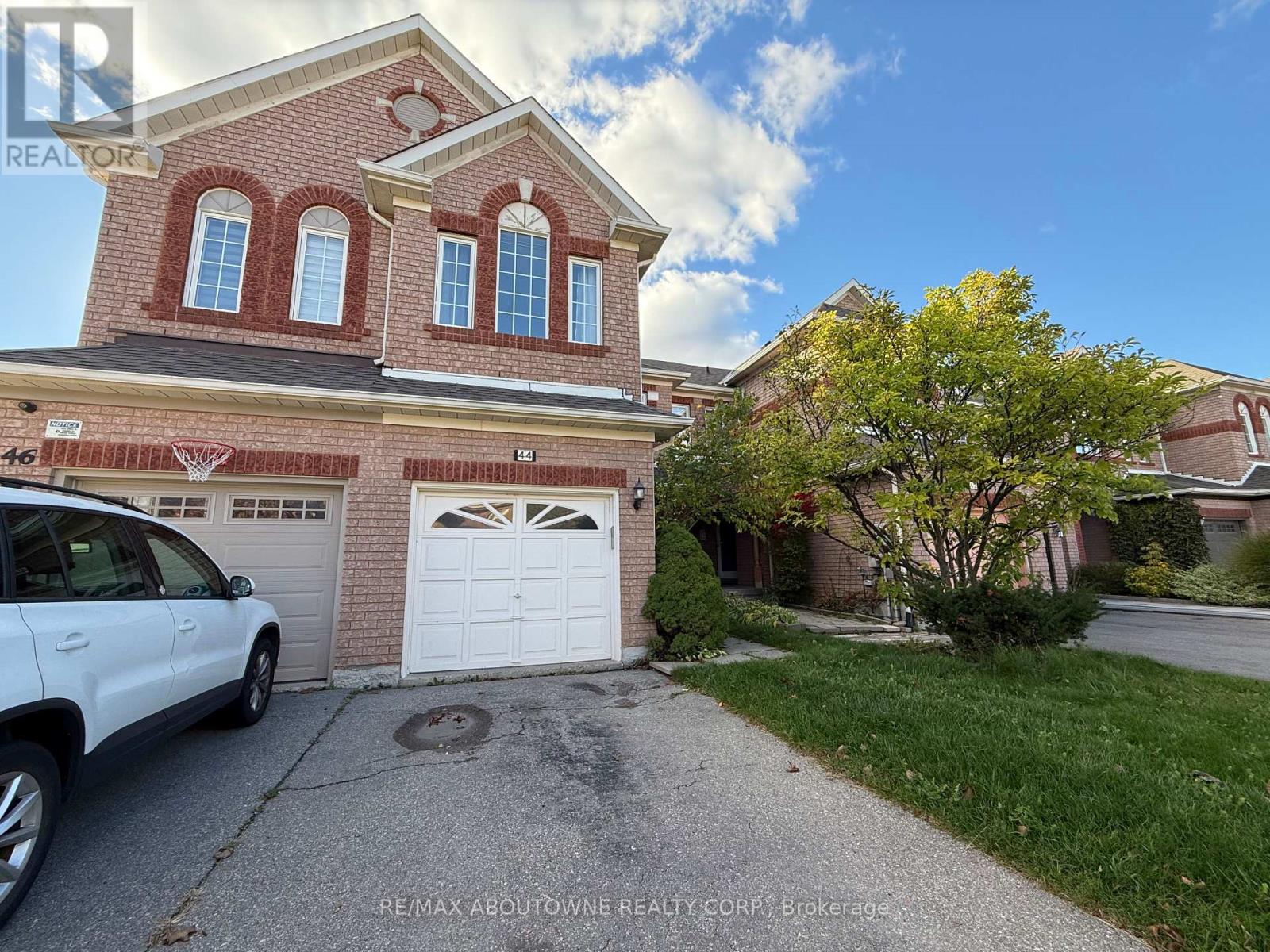 44 CRADDOCK STREET, Vaughan, Ontario