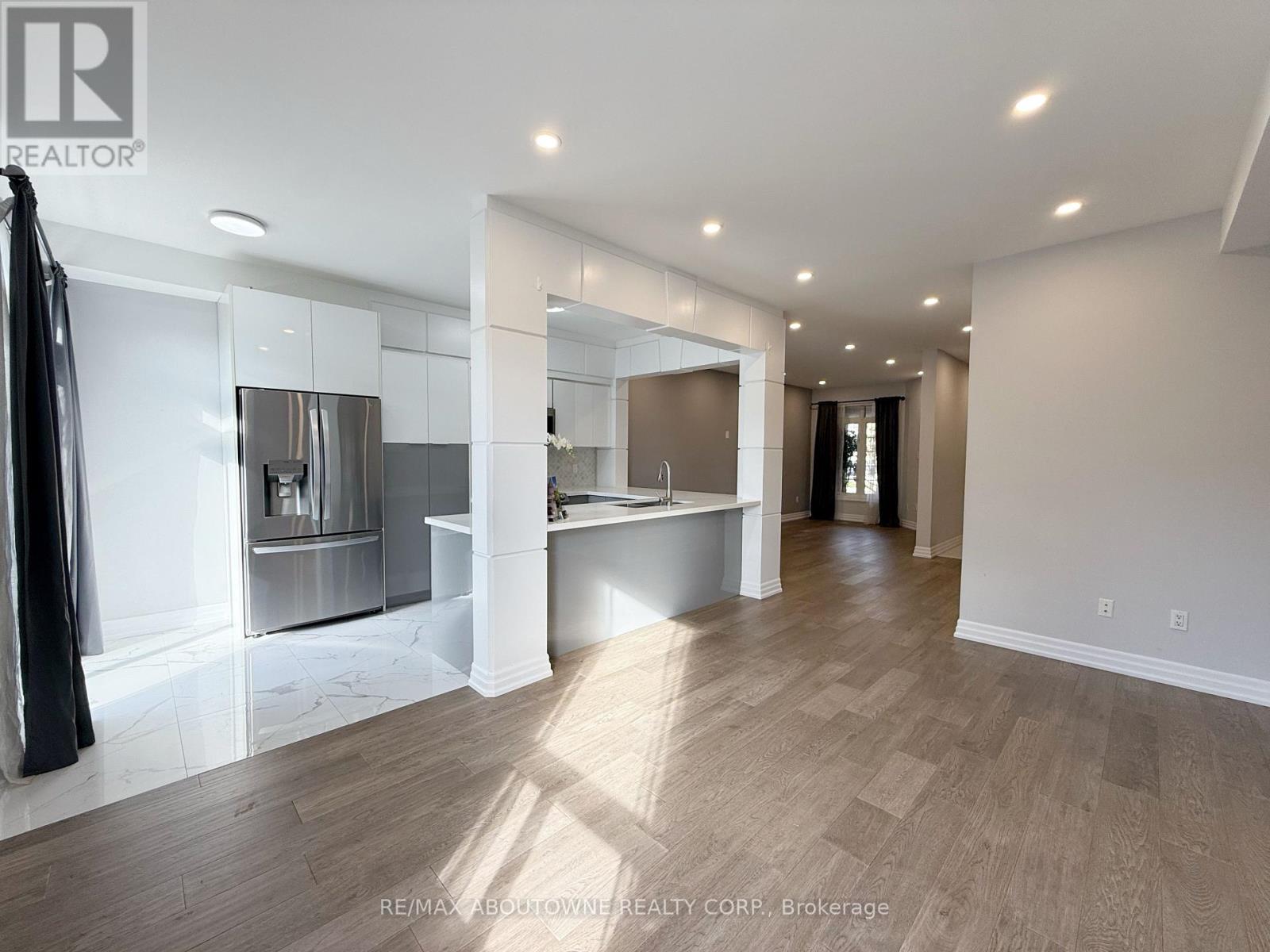 44 Craddock Street, Vaughan, Ontario  L6A 2R4 - Photo 17 - N12473527