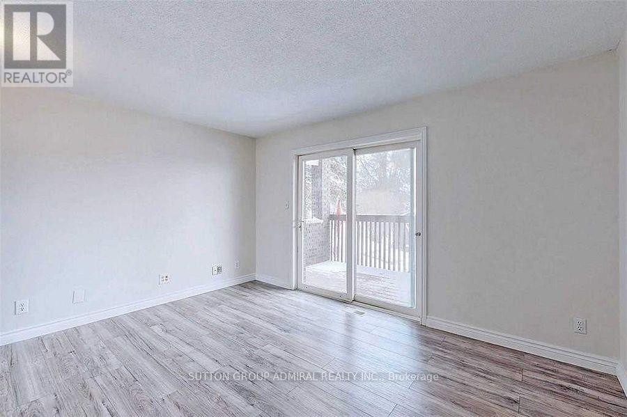 Upper - 2238 4th Line, Innisfil, Ontario  L0L 1K0 - Photo 5 - N12473532
