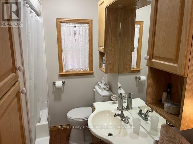 575 13th 'a' Street W, Owen Sound, Ontario  N4K 3W9 - Photo 11 - X12473660