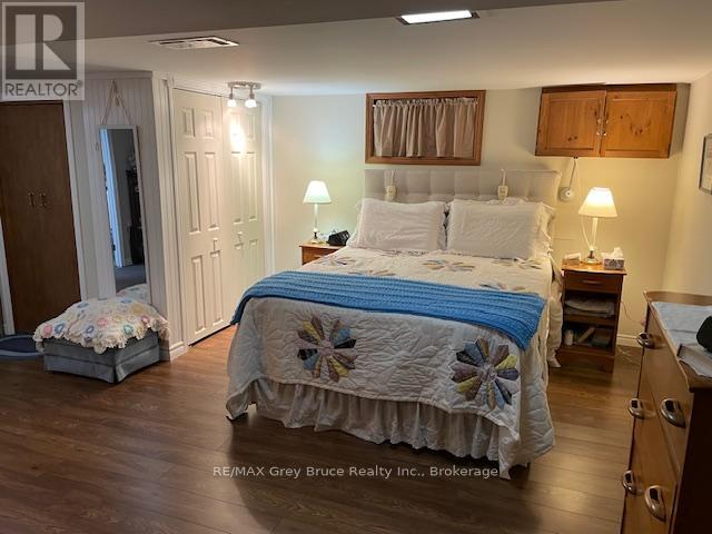 575 13th 'a' Street W, Owen Sound, Ontario  N4K 3W9 - Photo 17 - X12473660