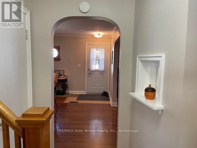 575 13th 'a' Street W, Owen Sound, Ontario  N4K 3W9 - Photo 3 - X12473660