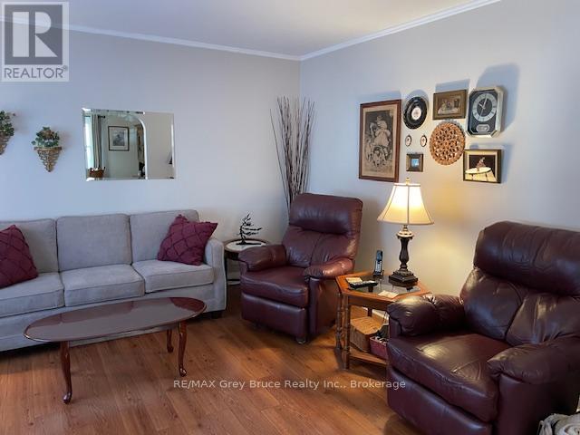 575 13th 'a' Street W, Owen Sound, Ontario  N4K 3W9 - Photo 7 - X12473660