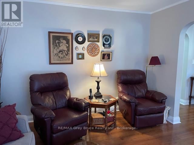 575 13th 'a' Street W, Owen Sound, Ontario  N4K 3W9 - Photo 9 - X12473660