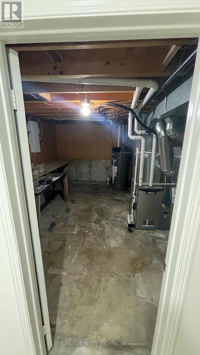 27 Gatineau Crescent, London South, Ontario  N6K 2Z8 - Photo 18 - X12473656