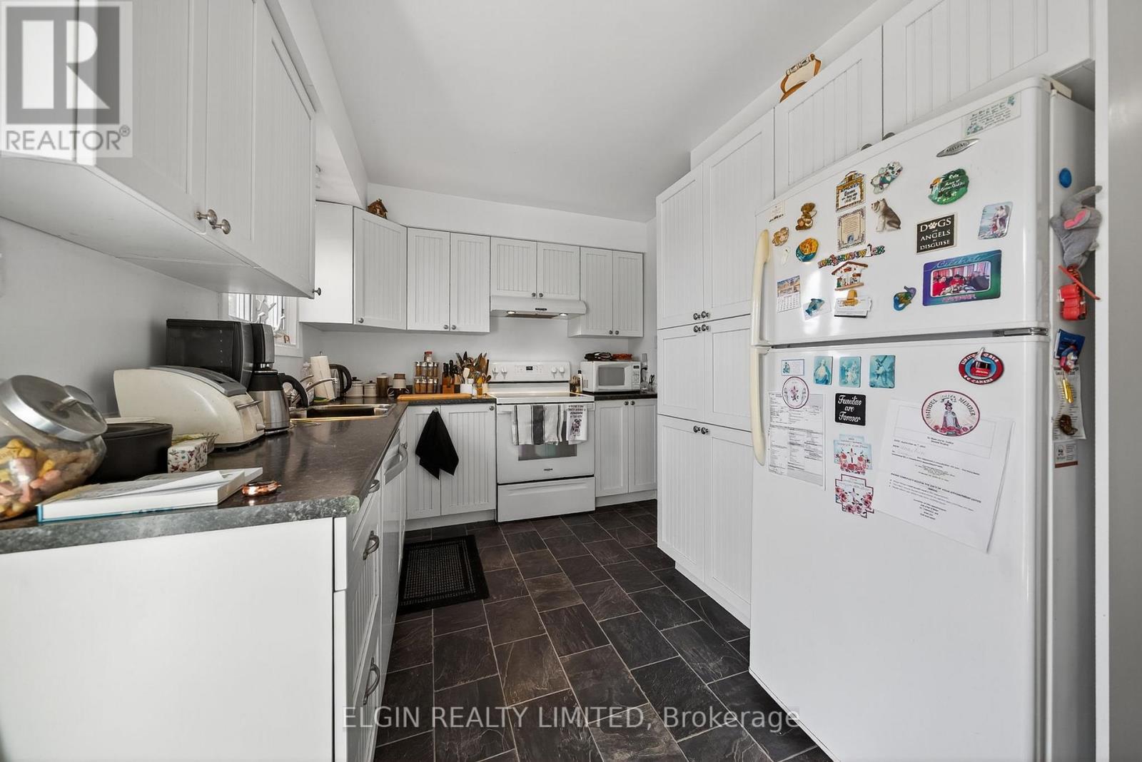 14 Stirling Crescent, St. Thomas, Ontario  N5P 3R3 - Photo 11 - X12473669