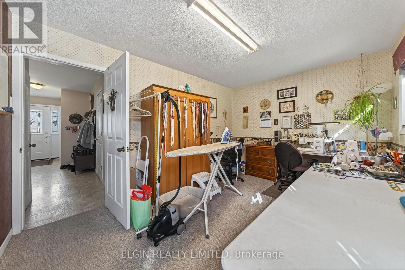14 Stirling Crescent, St. Thomas, Ontario  N5P 3R3 - Photo 21 - X12473669