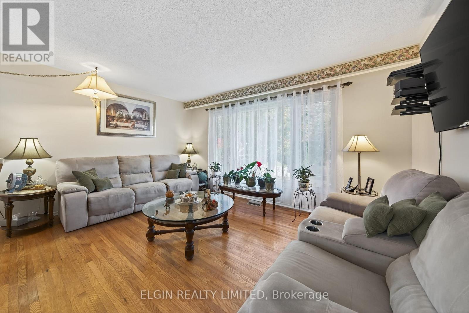 14 Stirling Crescent, St. Thomas, Ontario  N5P 3R3 - Photo 6 - X12473669